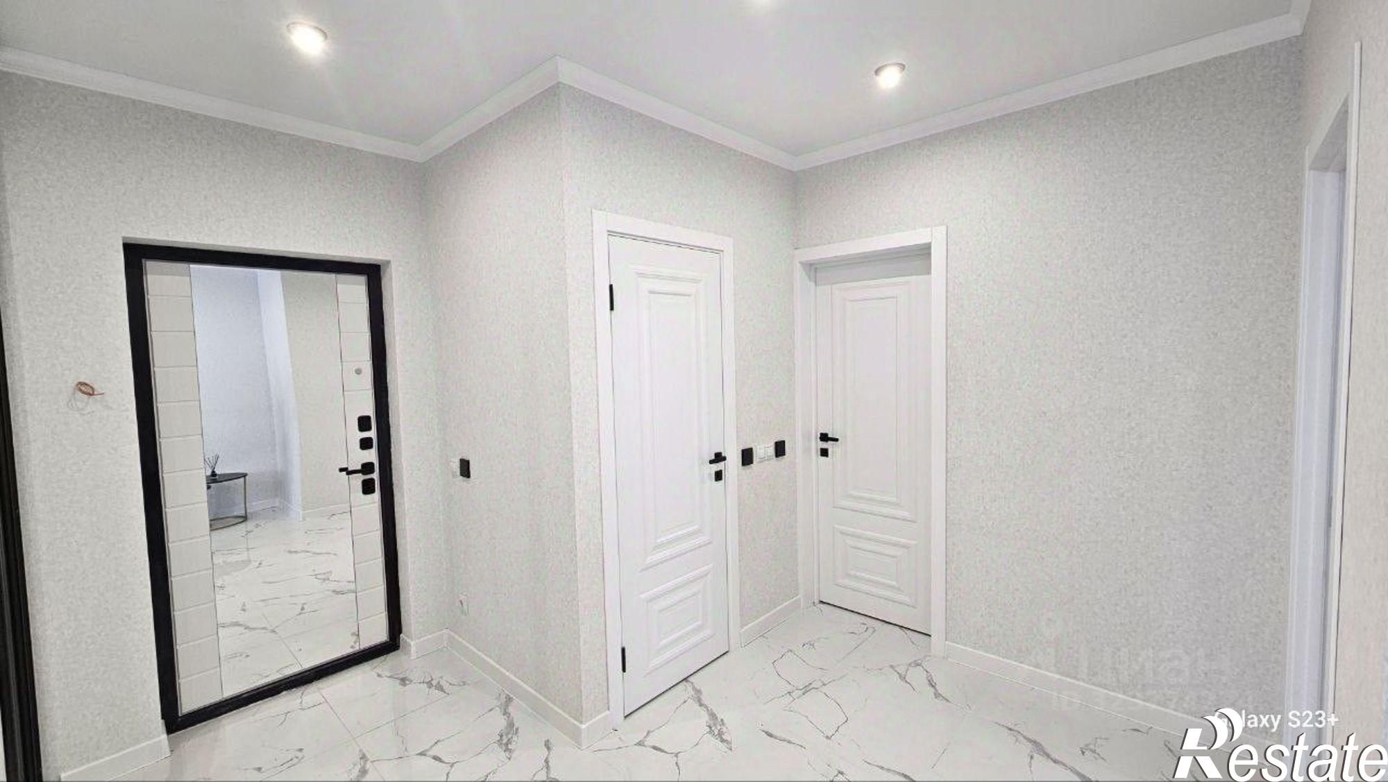 Купить квартиру за 12 890 000 рублей на 30-я линия, 69