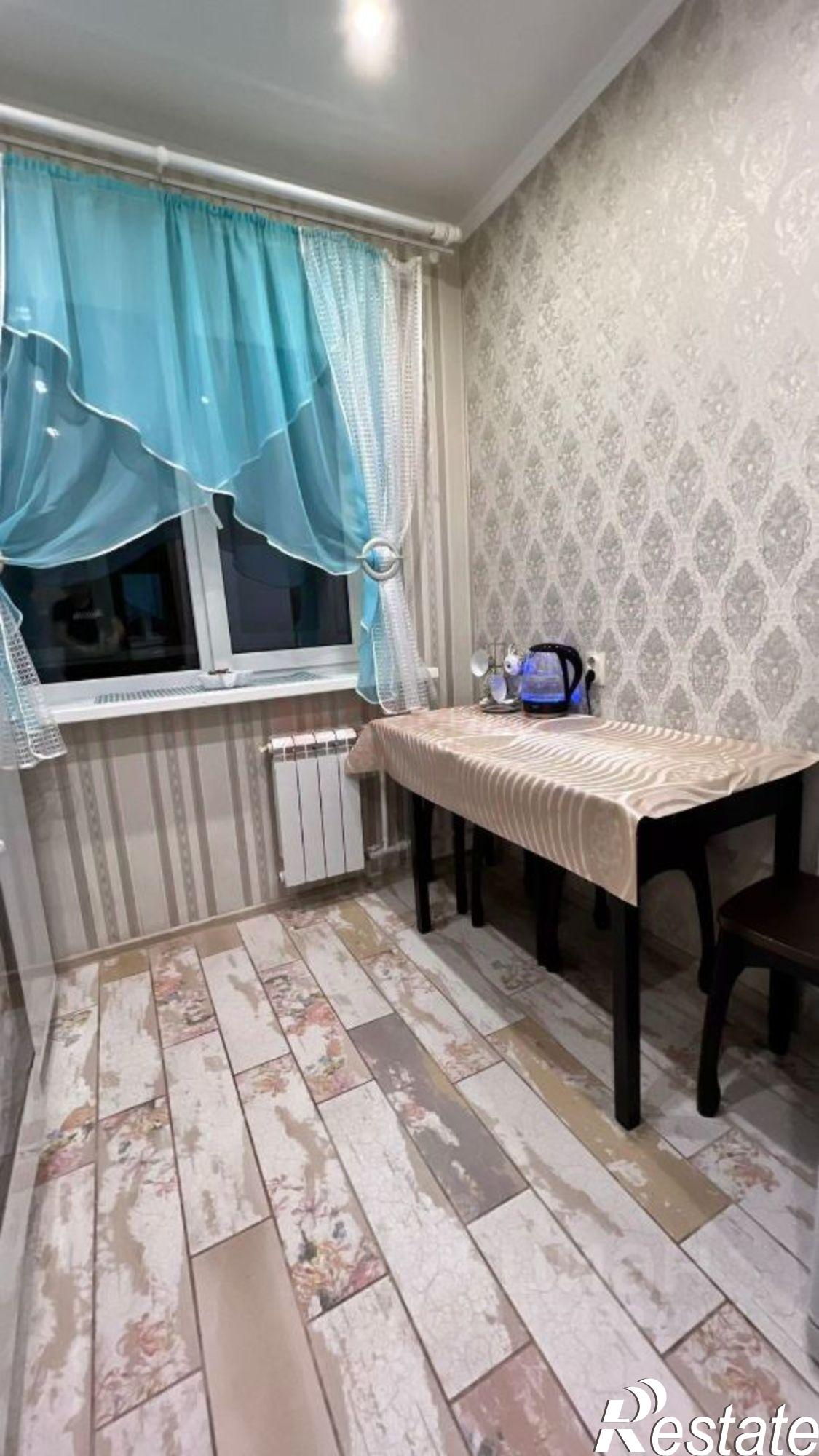 Купить квартиру за 4 550 000 рублей на бульвар Комарова, 15