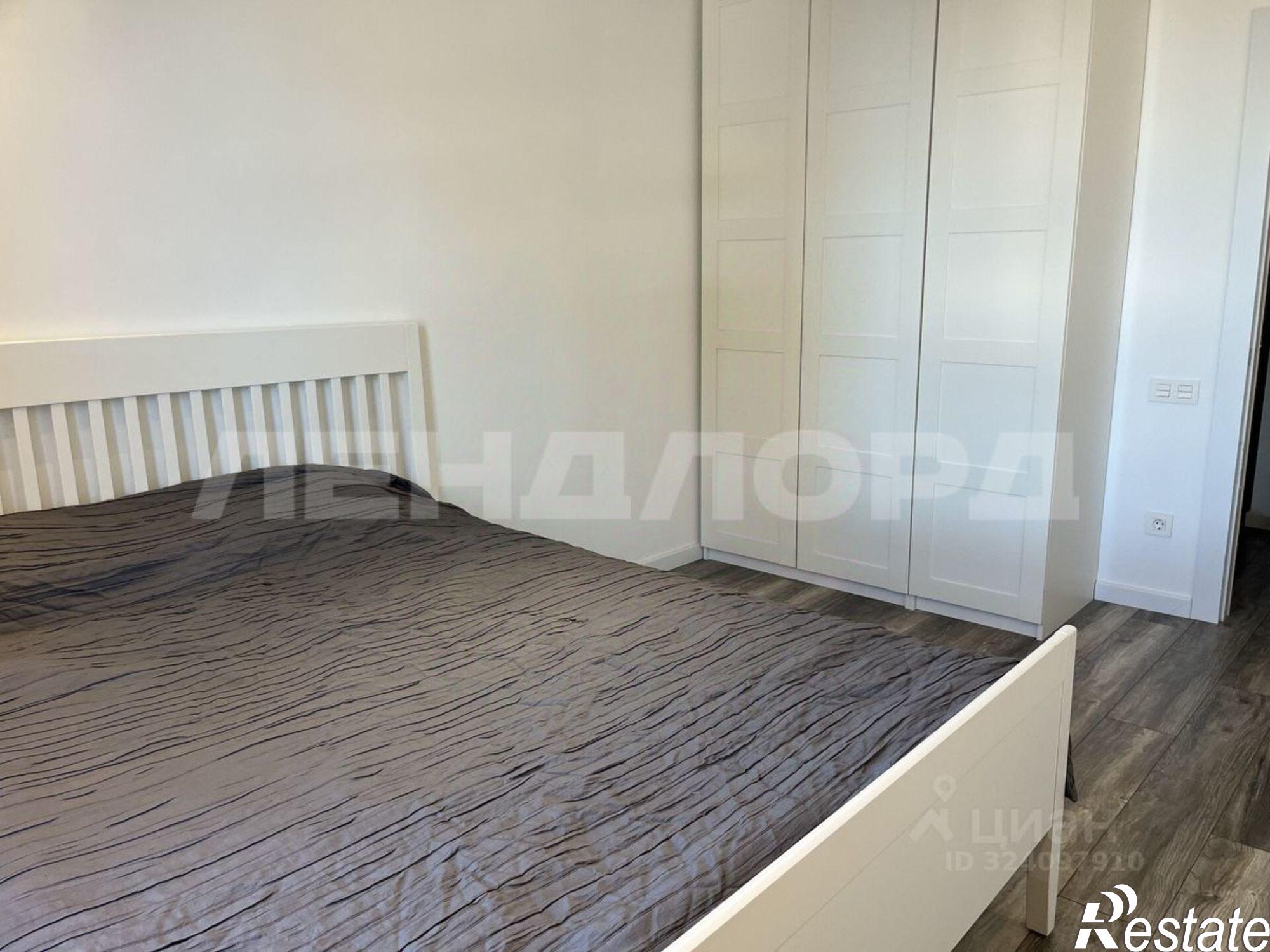 Купить квартиру за 15 000 000 рублей на улица Мечникова, 110 с1