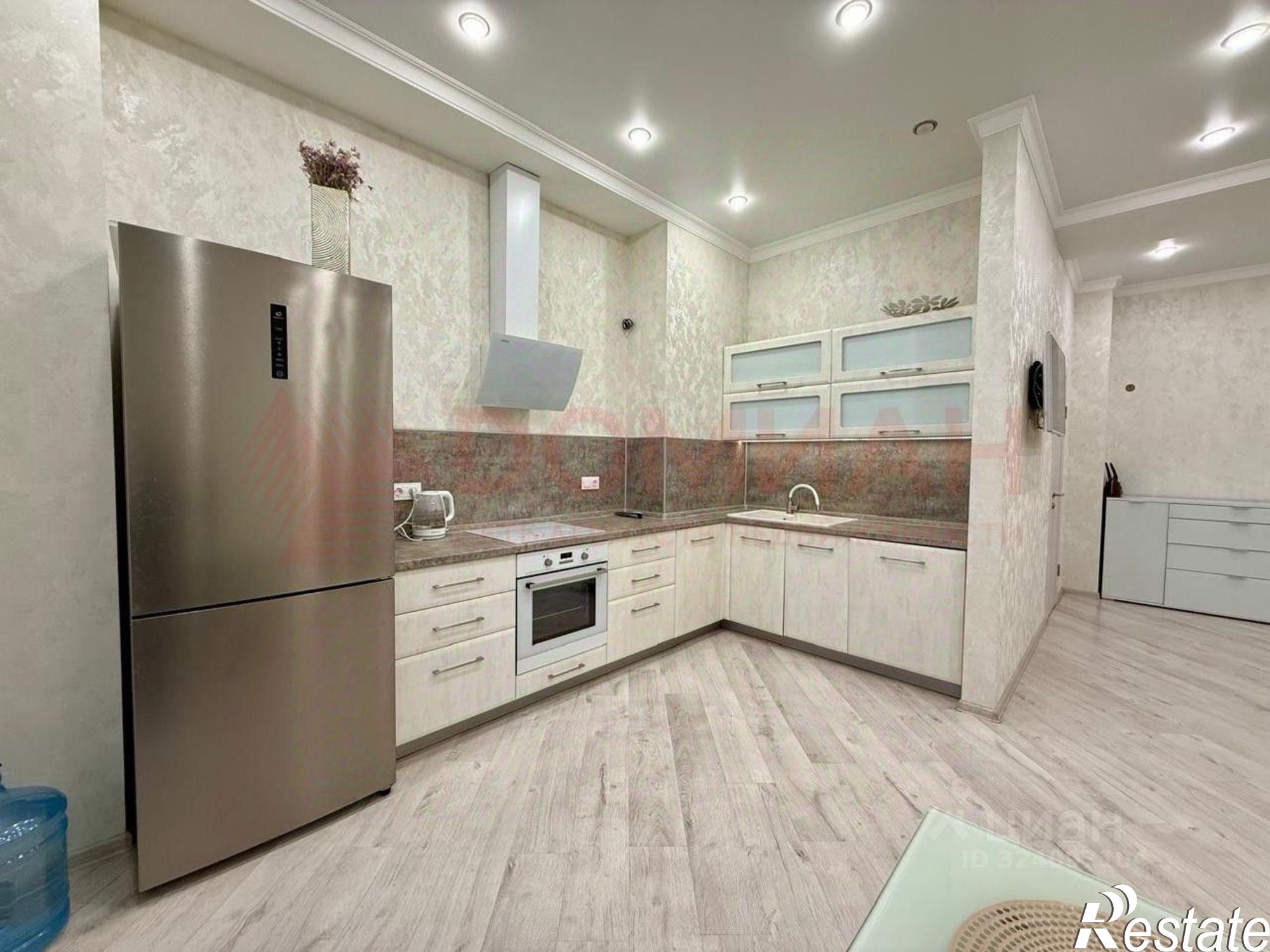 Купить квартиру за 10 200 000 рублей на ул Варфоломеева, 250/118