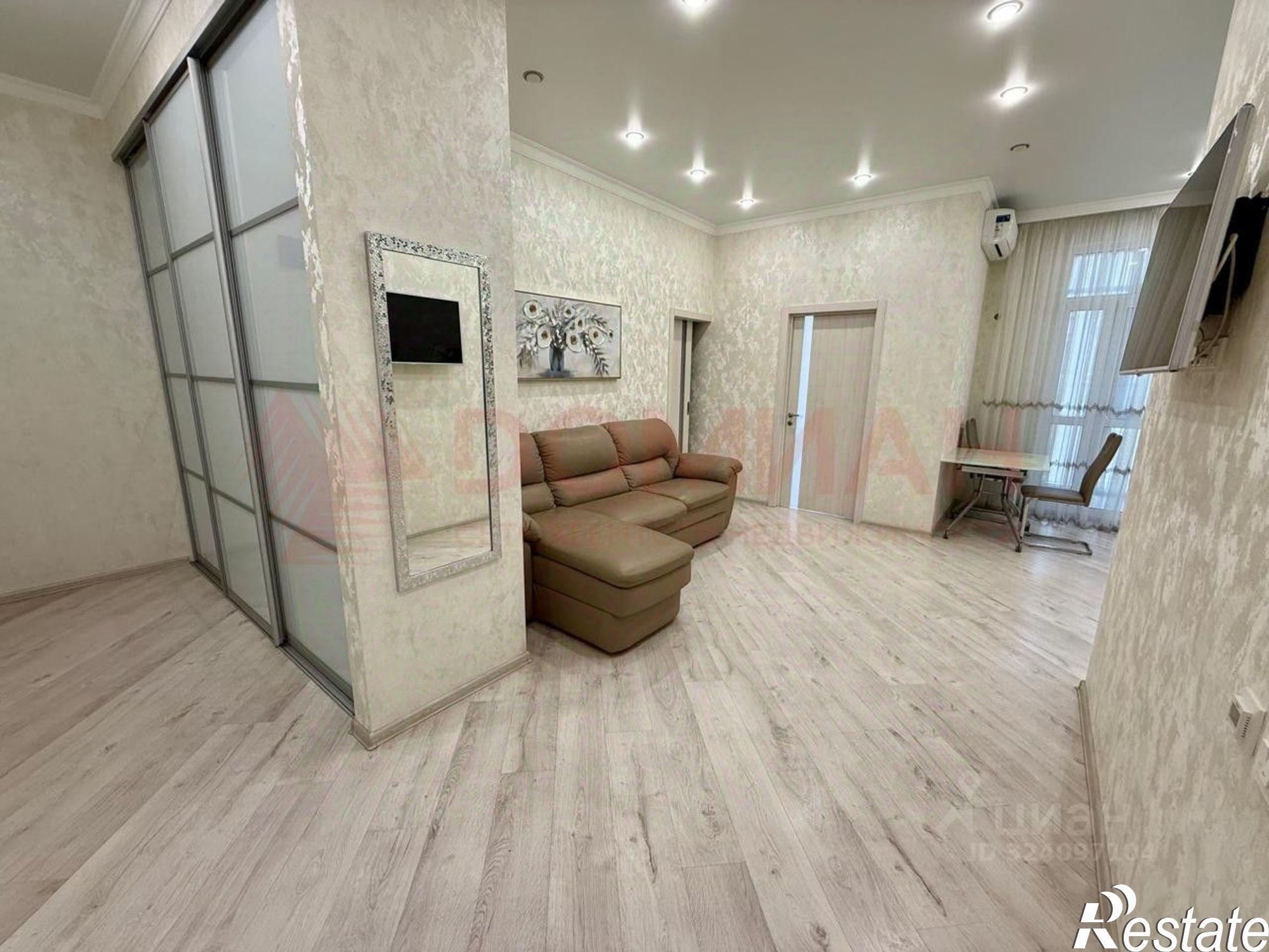 Купить квартиру за 10 200 000 рублей на ул Варфоломеева, 250/118