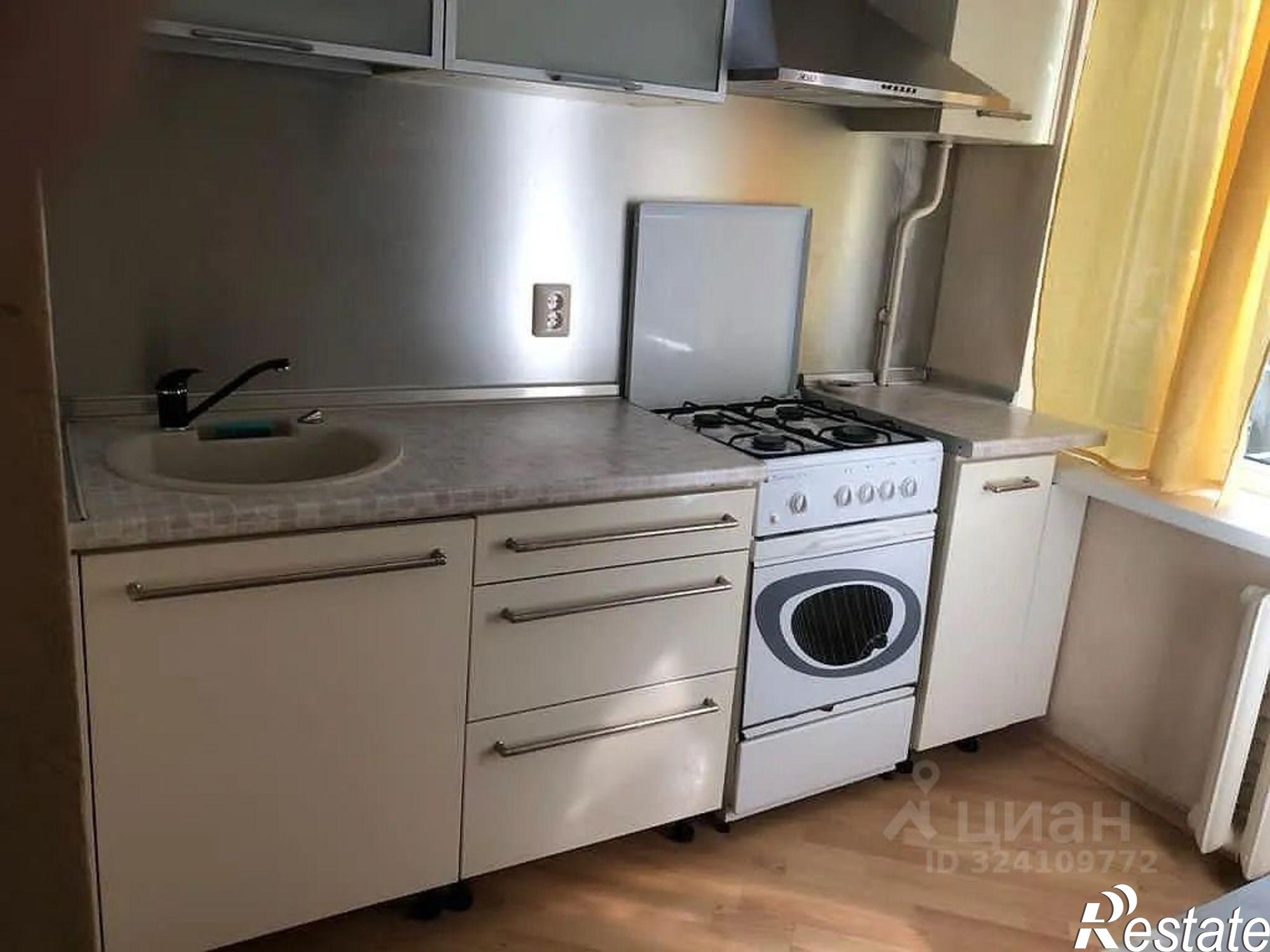 Сдать квартиру за 24 000 рублей на проспект Королёва, 26/1