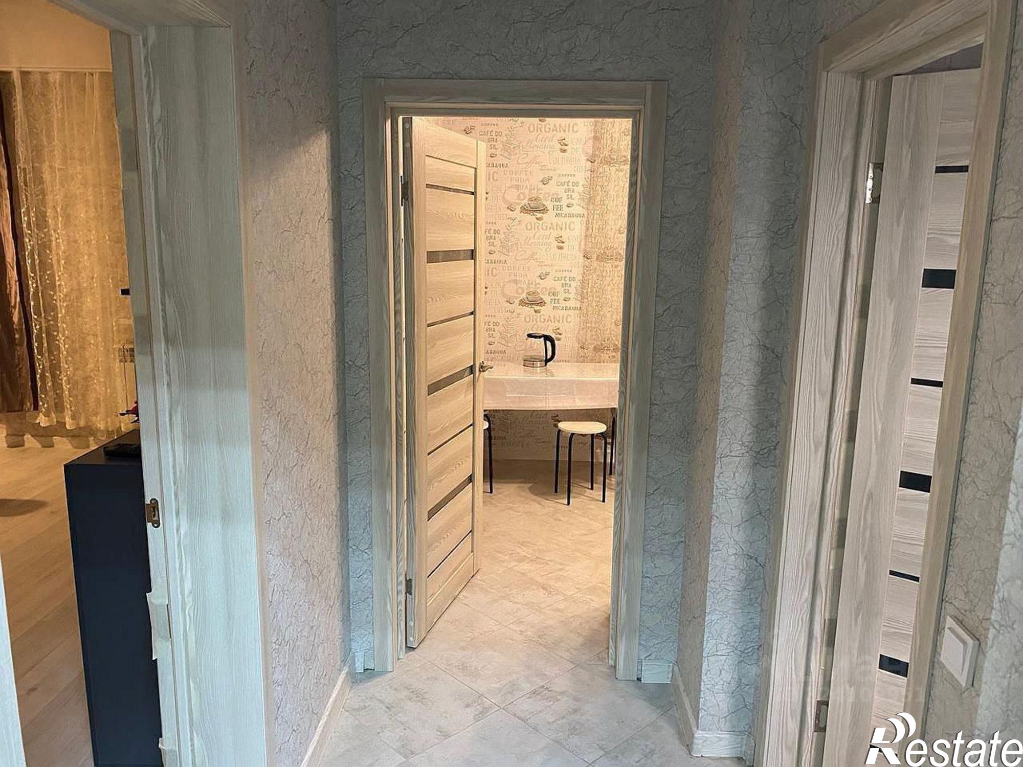 Сдать квартиру за 27 000 рублей на 2-й Атмосферный пер, 4