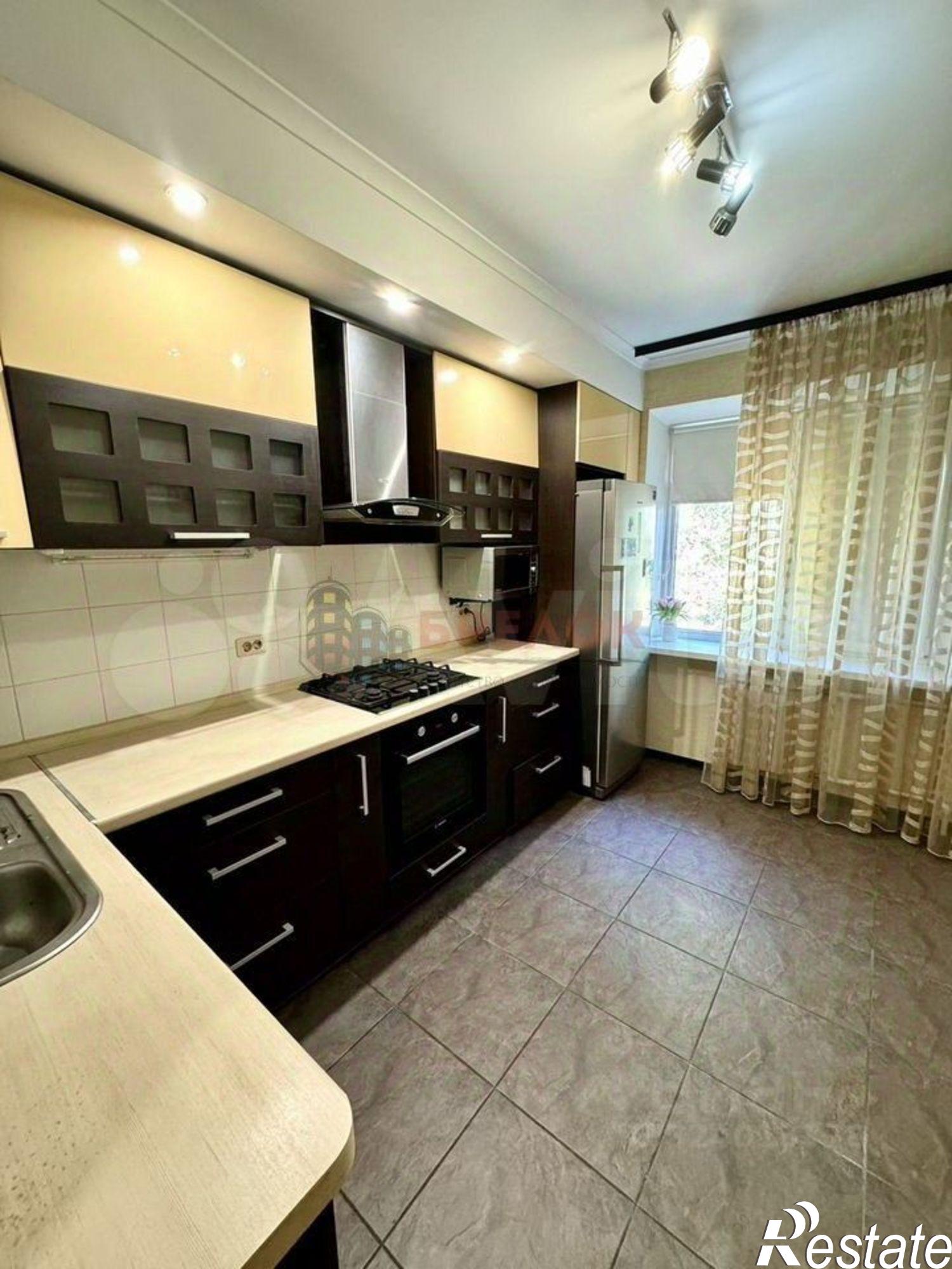 Купить квартиру за 9 700 000 рублей на Извилистая улица, 10Б