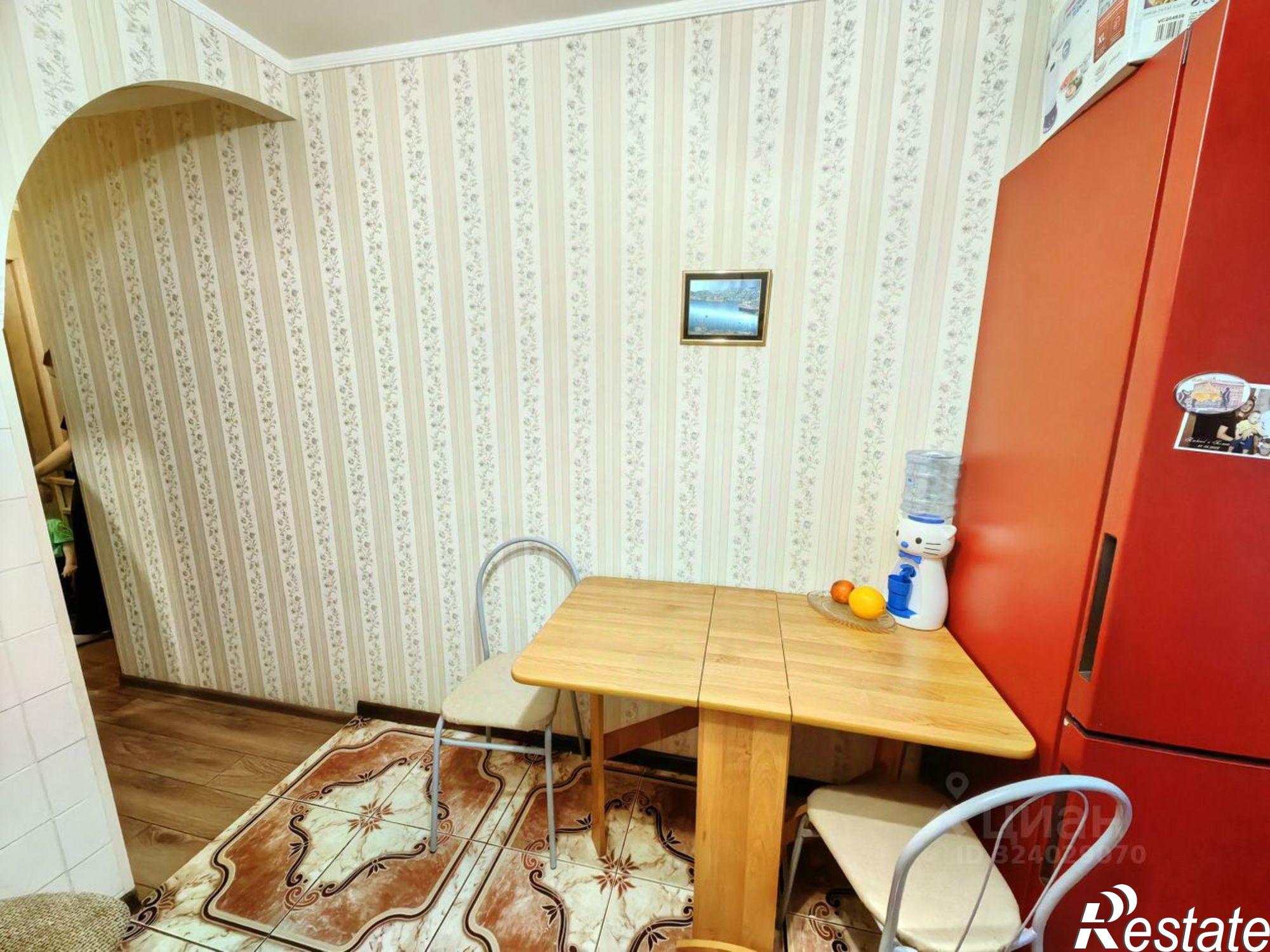 Купить квартиру за 5 670 000 рублей на пр-кт 40-летия Победы, 81