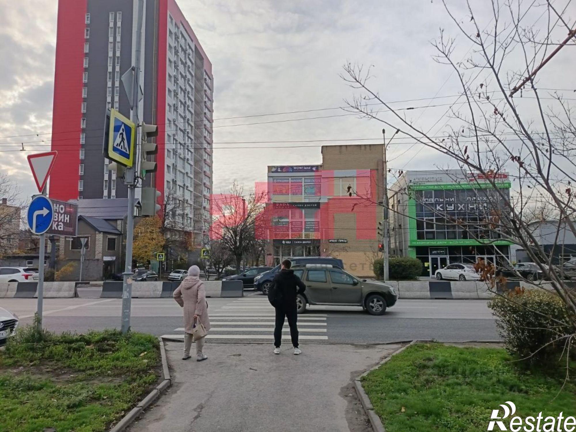 Сдать торговое помещение за 43 000 рублей на проспект Стачки, 140