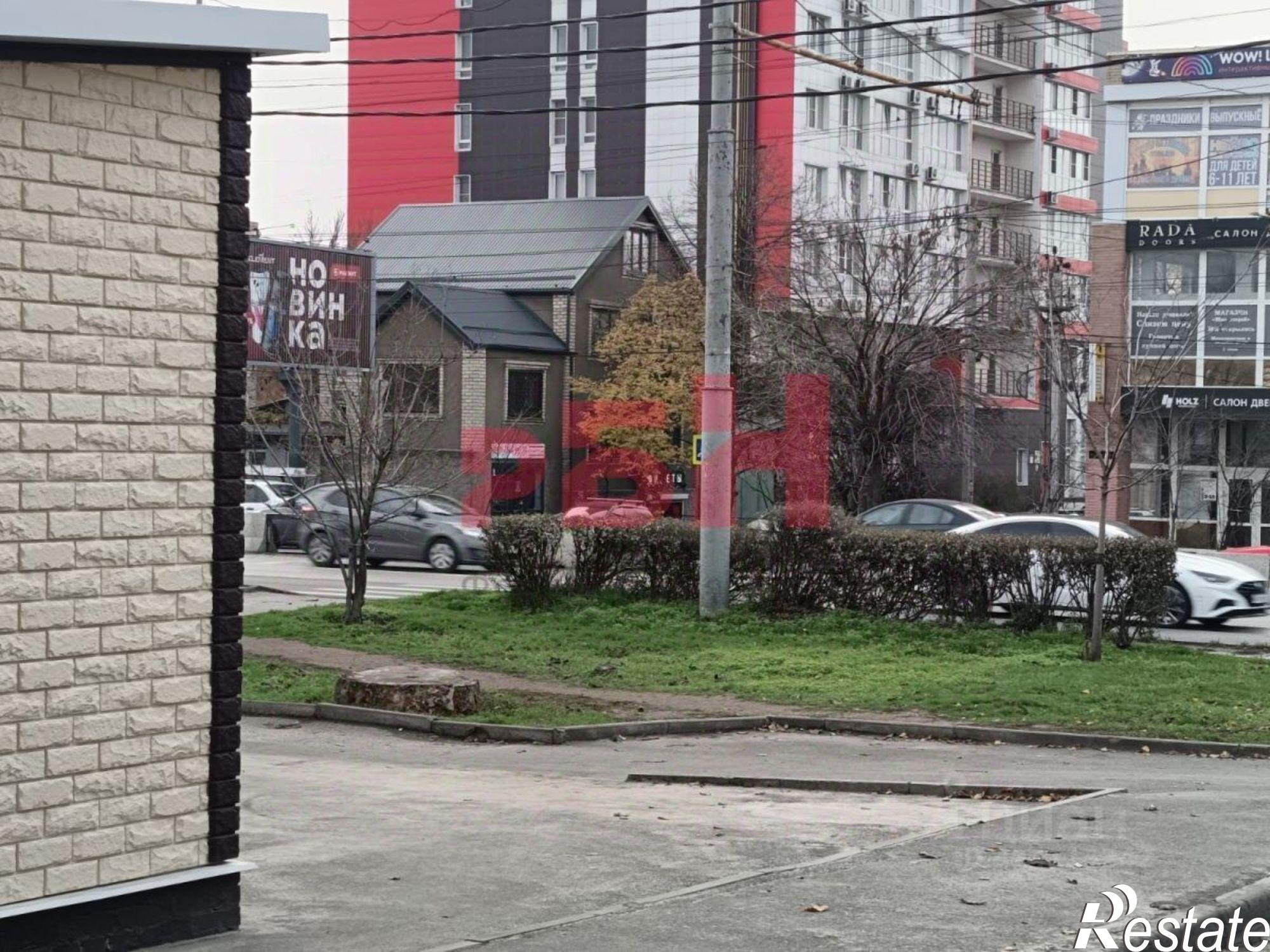 Сдать торговое помещение за 43 000 рублей на проспект Стачки, 140