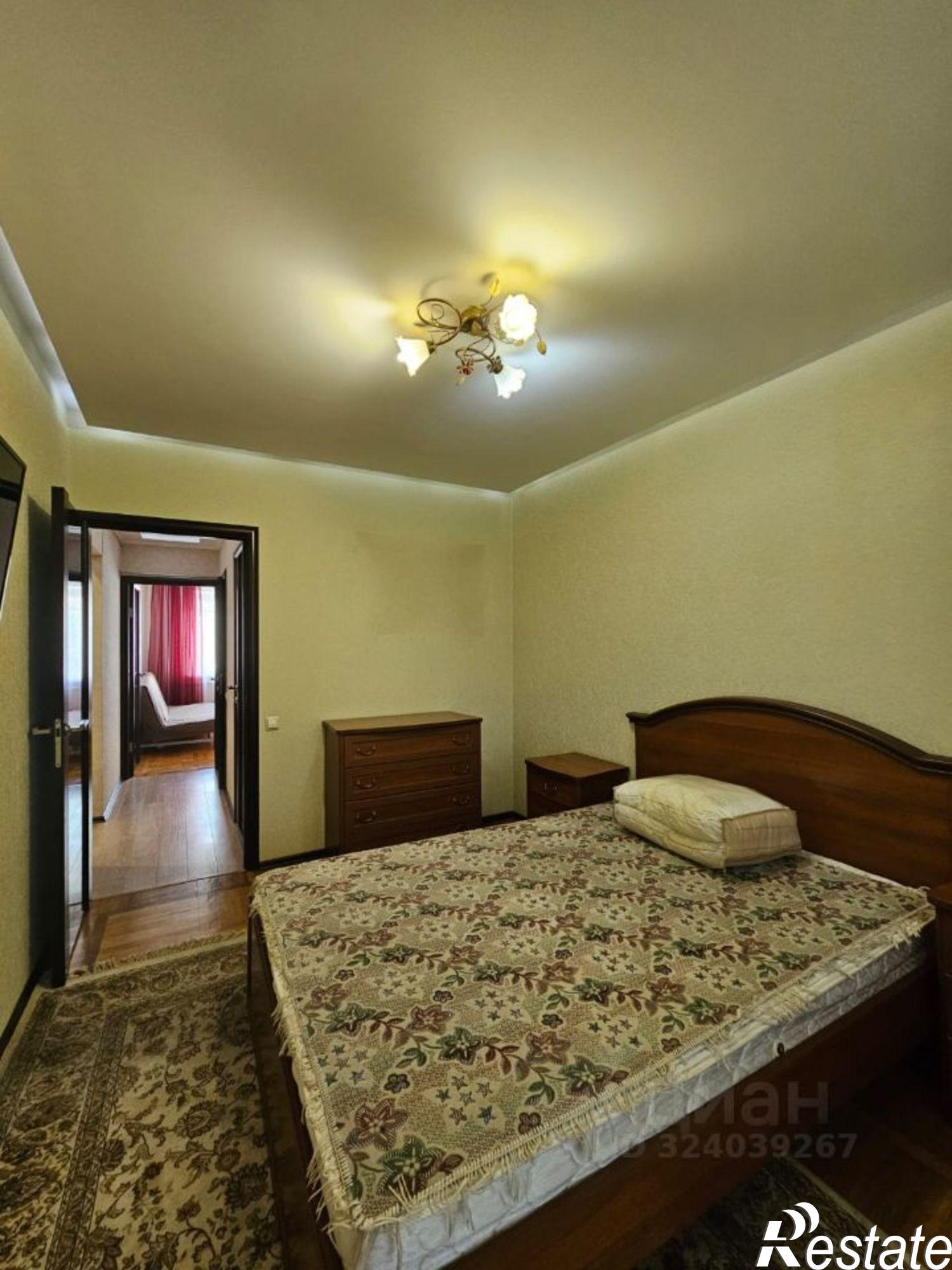 Сдать квартиру за 50 000 рублей на переулок Островского, 97