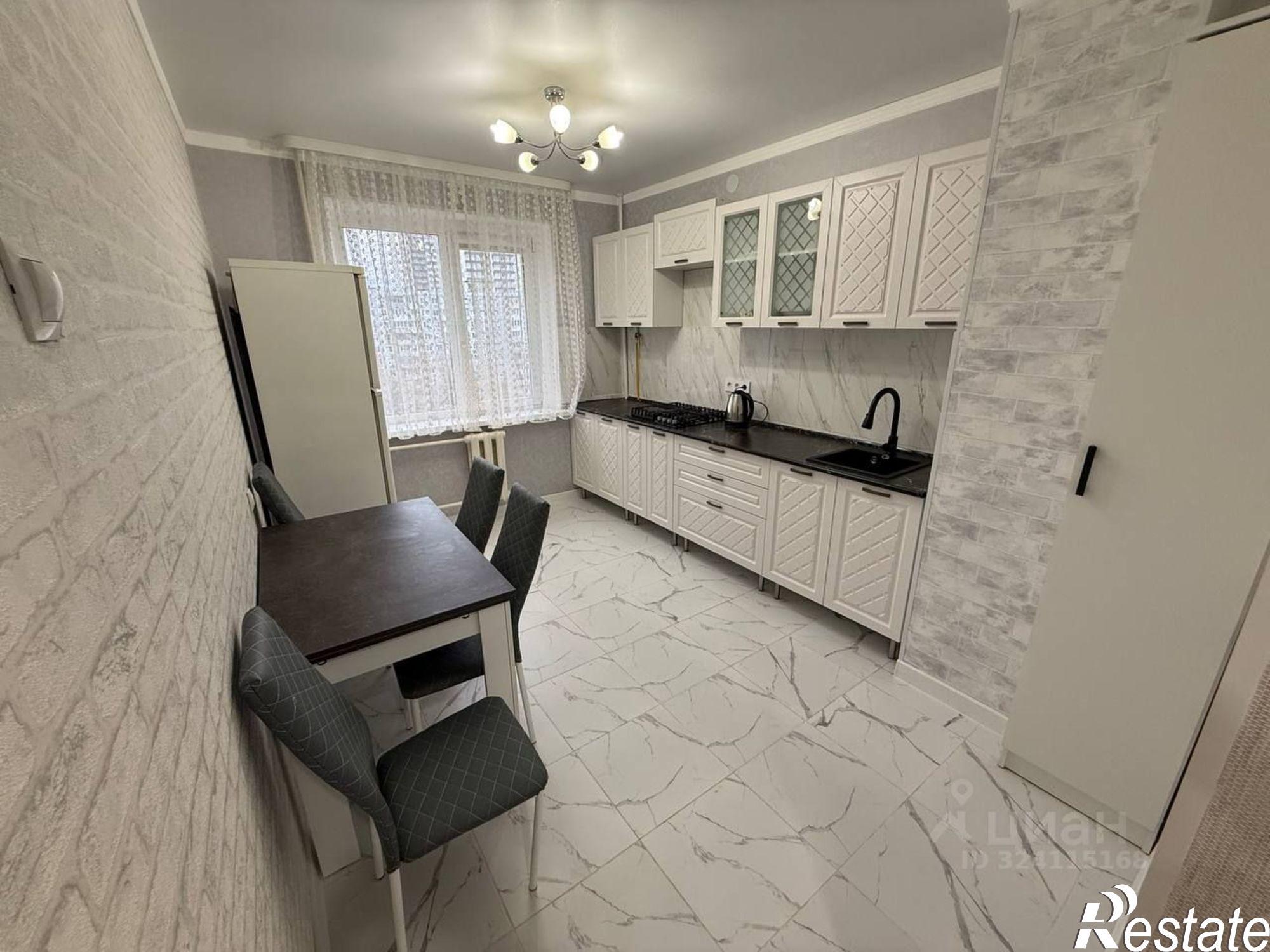 Сдать квартиру за 30 000 рублей на улица Жмайлова, 13