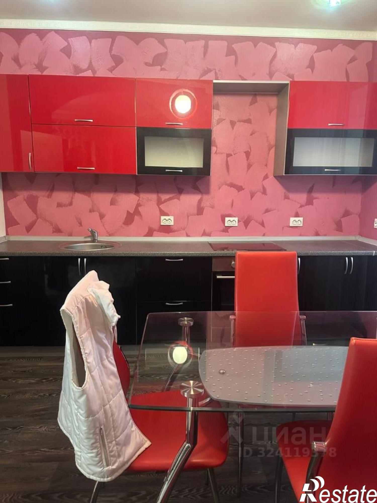 Сдать квартиру за 40 000 рублей на улица Города Волос, 119