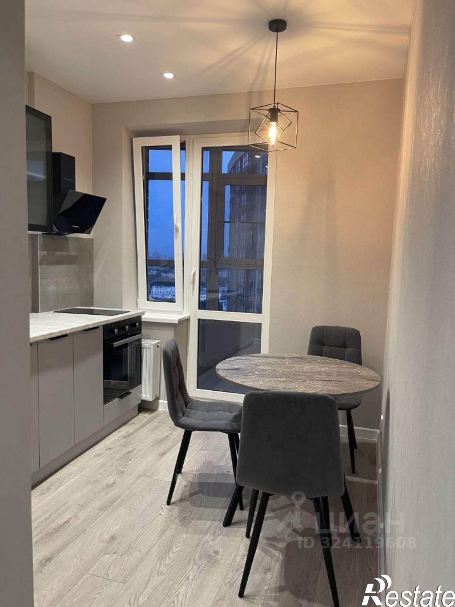 Сдать квартиру за 40 000 рублей на улица Ларина, 45 с6