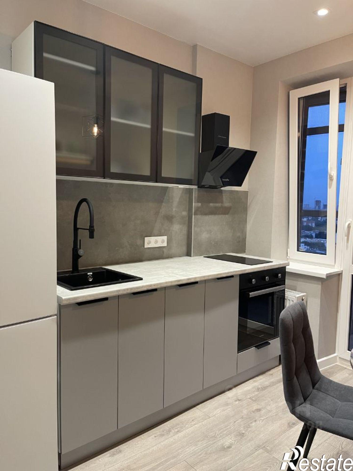 Сдать квартиру за 40 000 рублей на улица Ларина, 45 с6