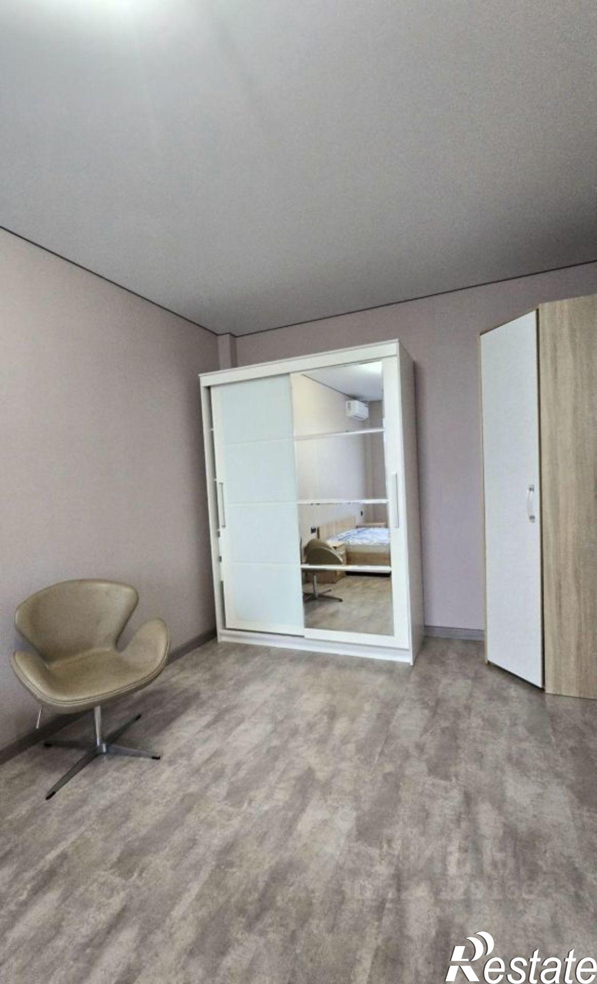 Сдать квартиру за 60 500 рублей на 26-я линия, 35/1