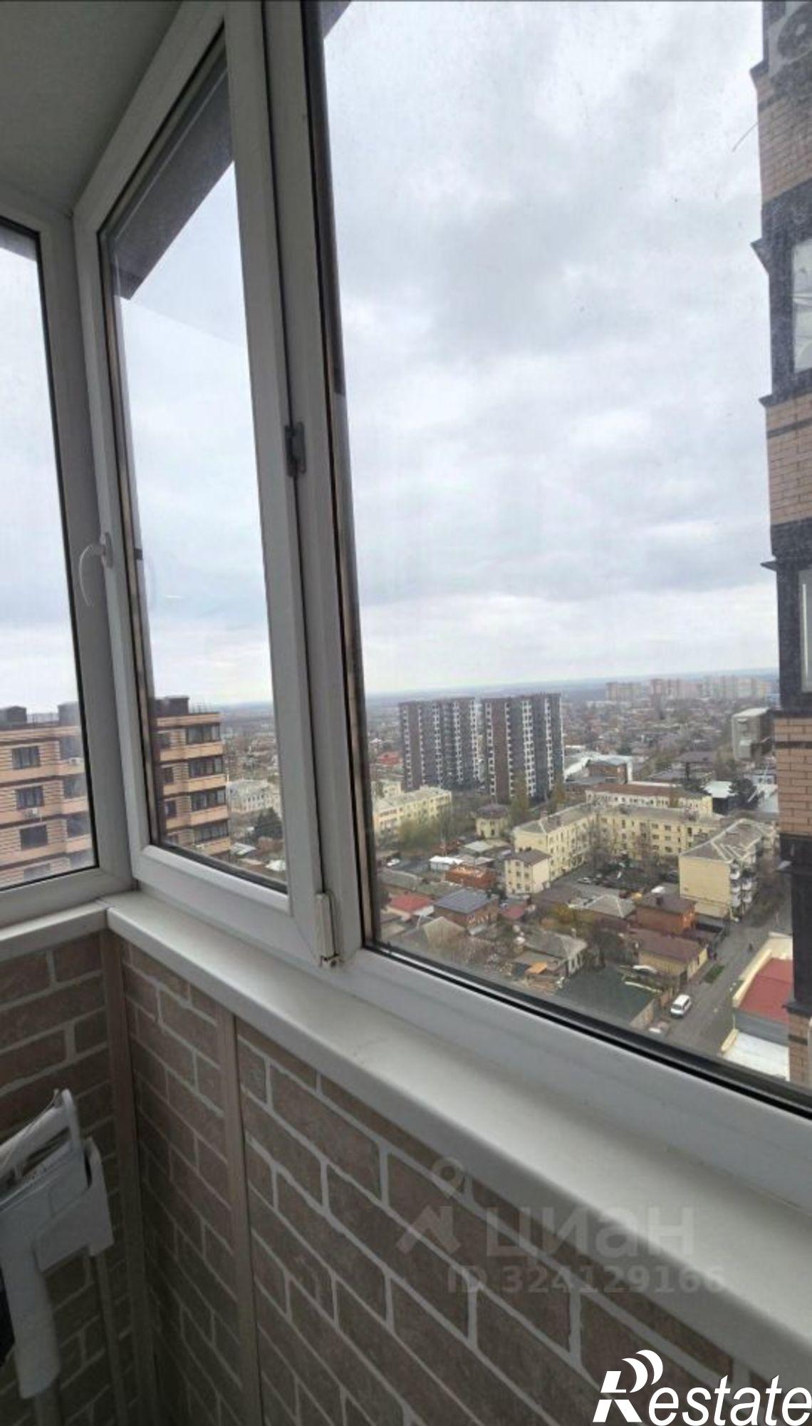 Сдать квартиру за 60 500 рублей на 26-я линия, 35/1