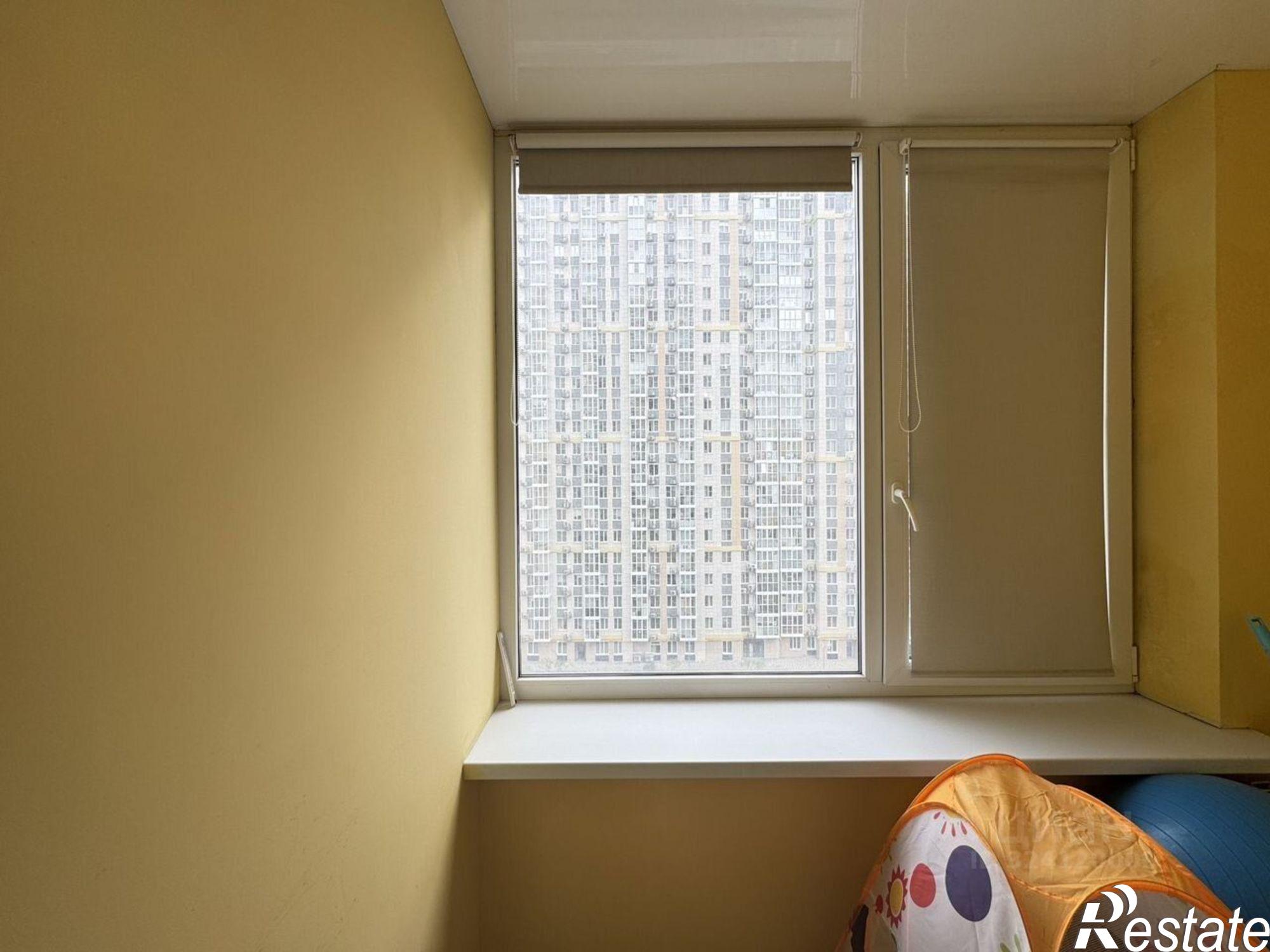 Сдать квартиру за 30 000 рублей на ул Жмайлова, 4г