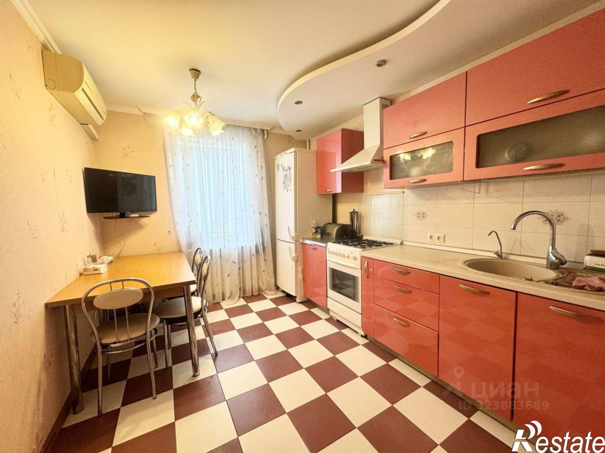 Купить квартиру за 8 000 000 рублей на проспект 40-летия Победы, 37/9