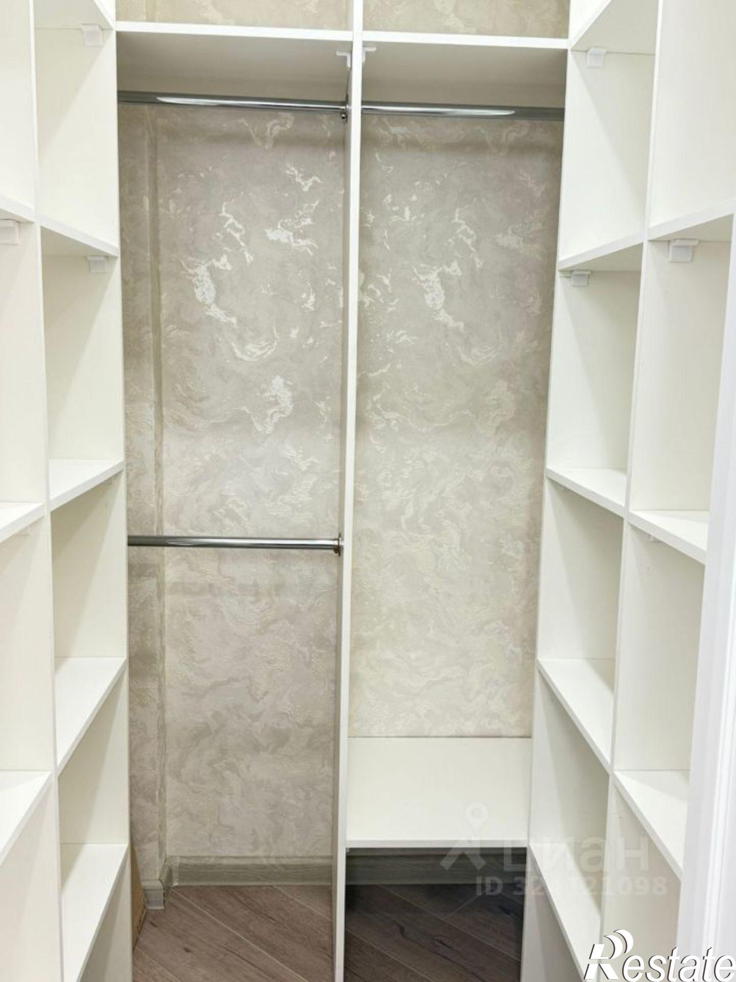 Купить квартиру за 6 700 000 рублей на улица Нансена, 143