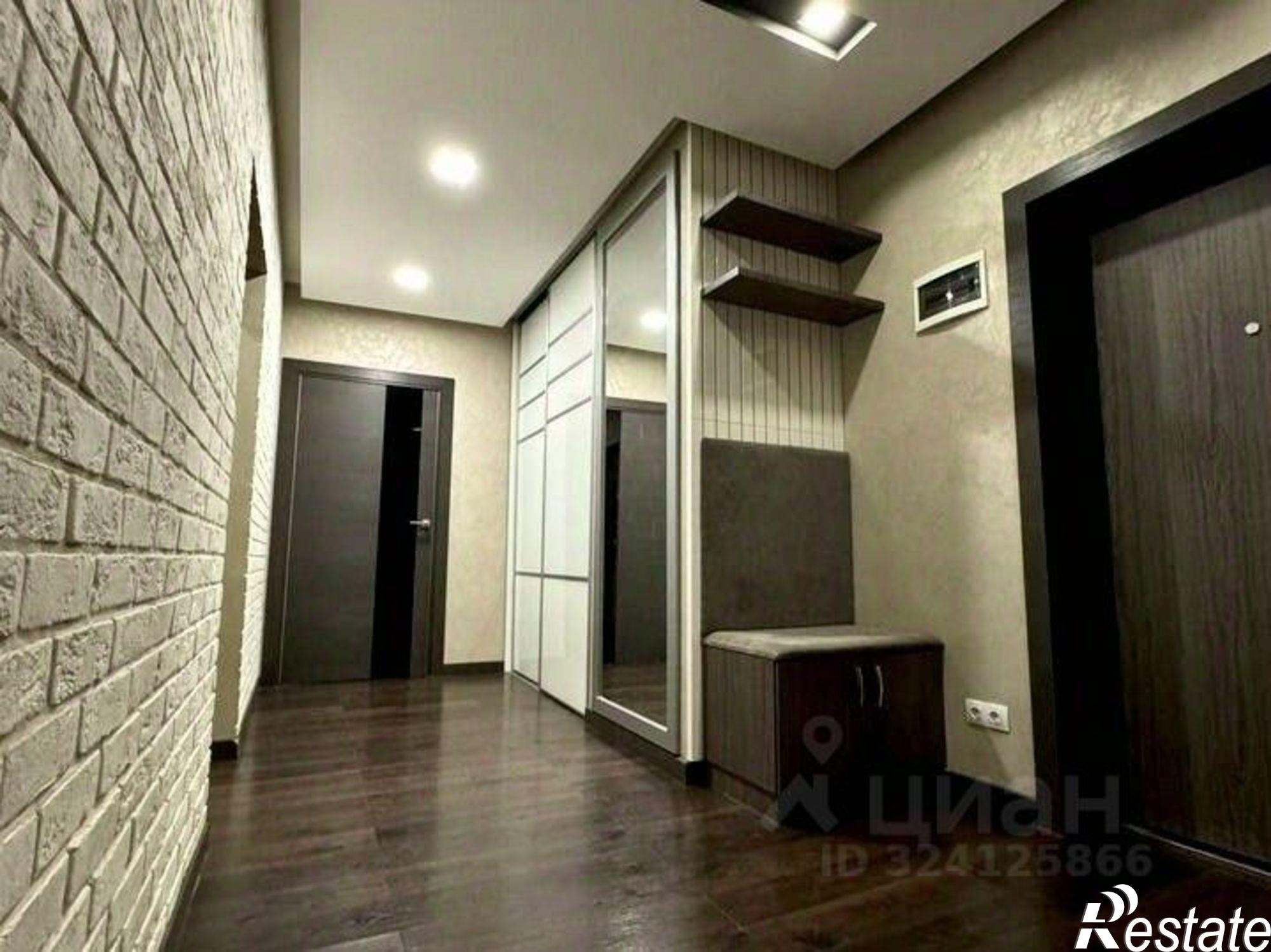 Купить квартиру за 12 500 000 рублей на проспект Королёва, 19