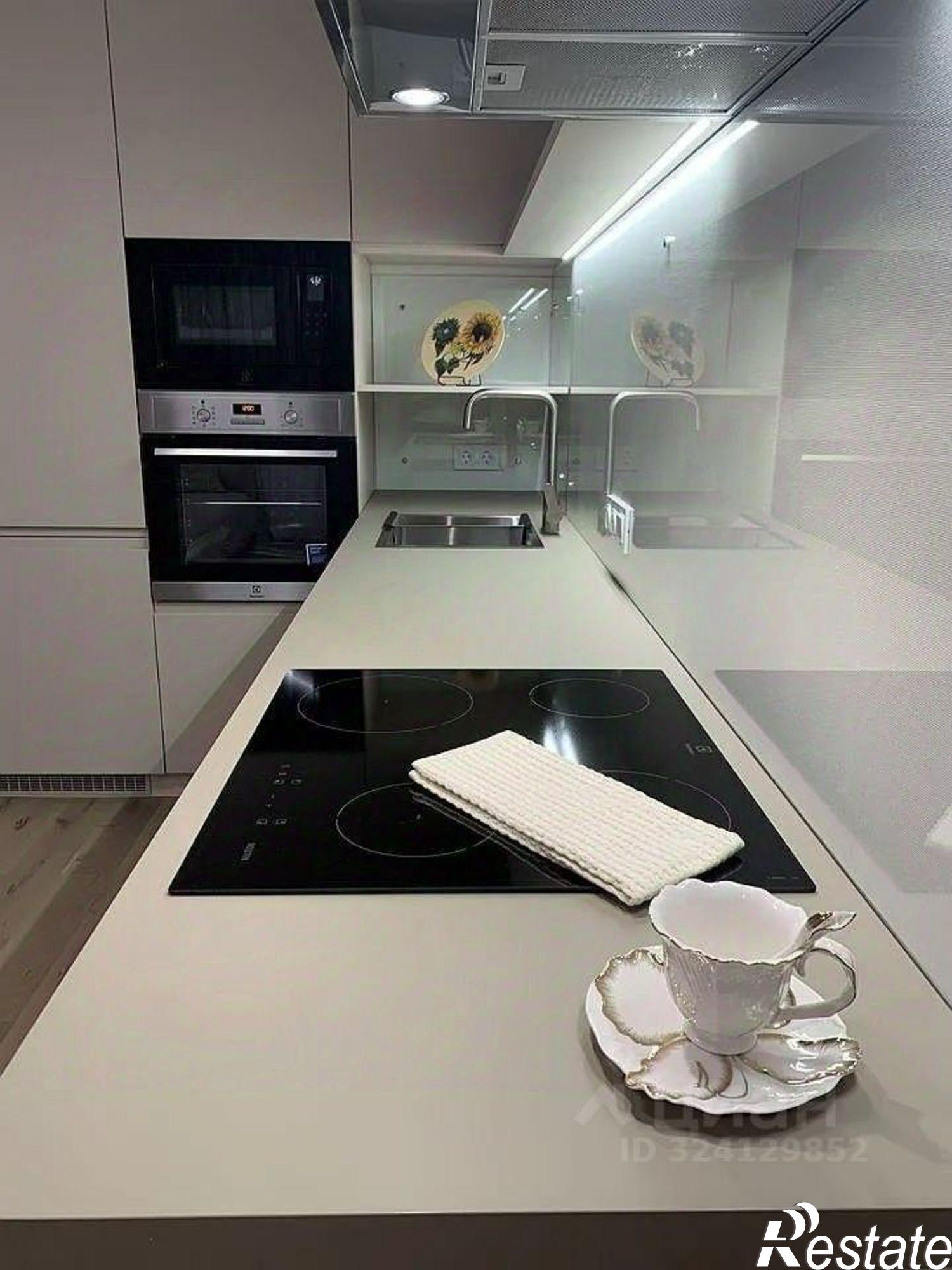 Купить квартиру за 13 100 000 рублей на Красноармейская улица, 94/92