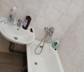 комната 33 кв м 2-я улица Володарского, 172/88