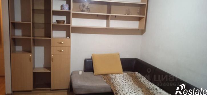 2-комн квартира улица Шеболдаева, 4/2,  д. 4/2