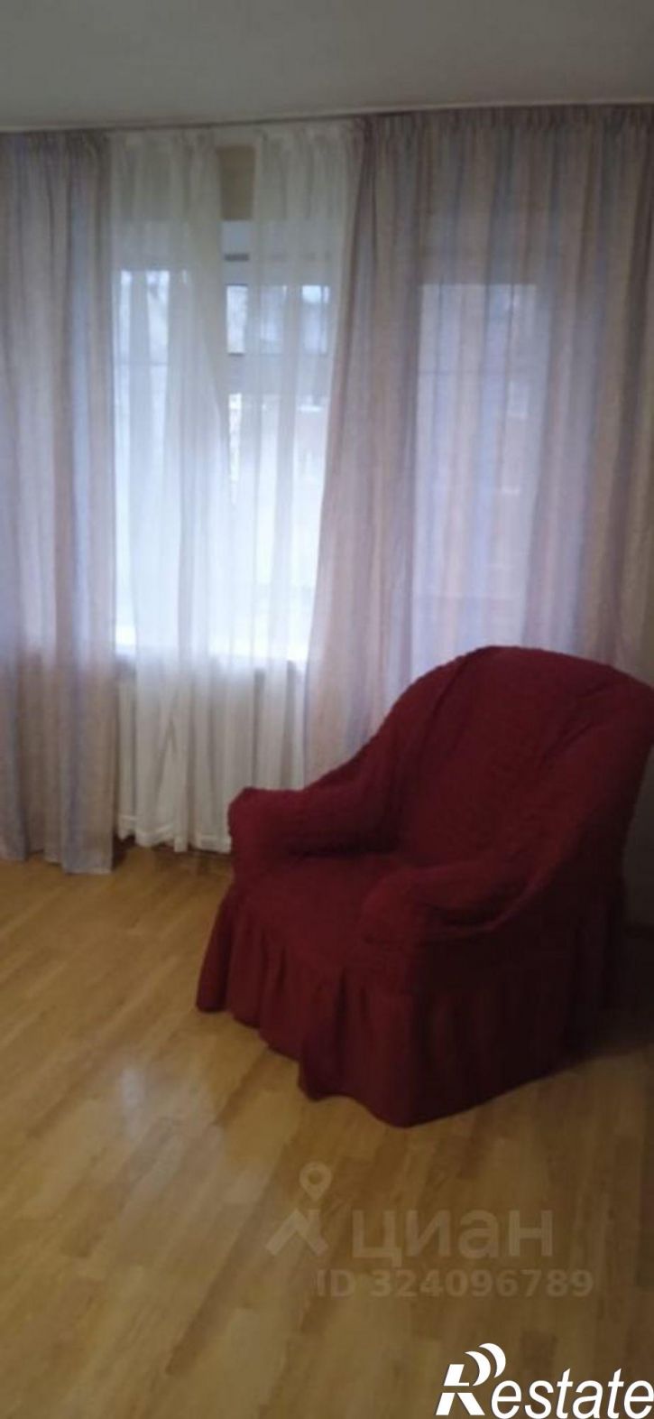 2-комн квартира улица Шеболдаева, 4/2,  д. 4/2