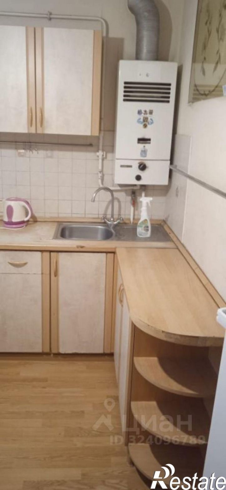 2-комн квартира улица Шеболдаева, 4/2,  д. 4/2