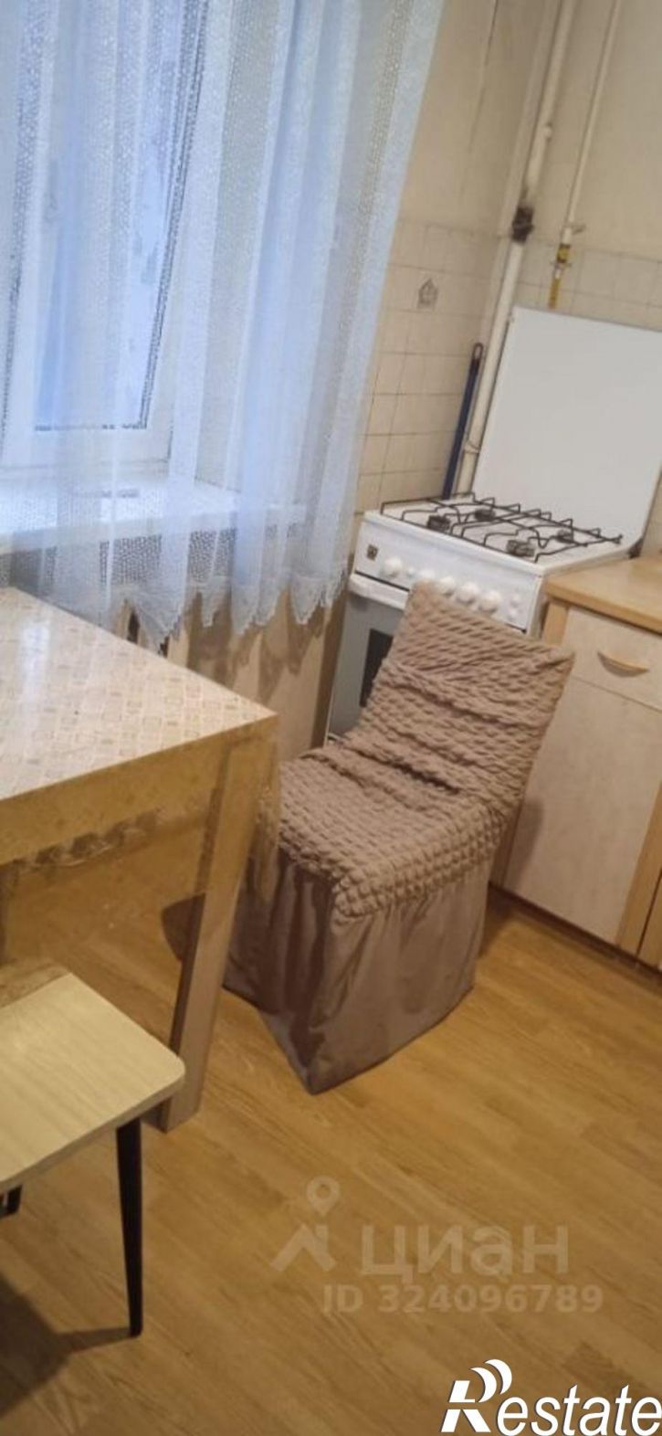 2-комн квартира улица Шеболдаева, 4/2,  д. 4/2