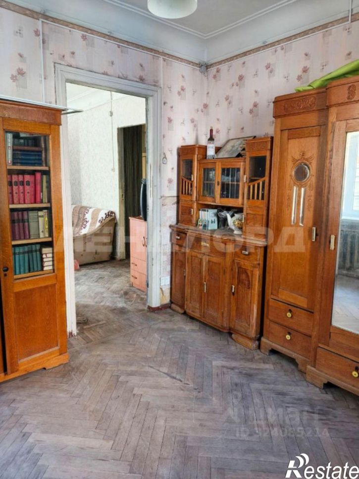 3-комн квартира Кировский проспект, 49,  д. 49