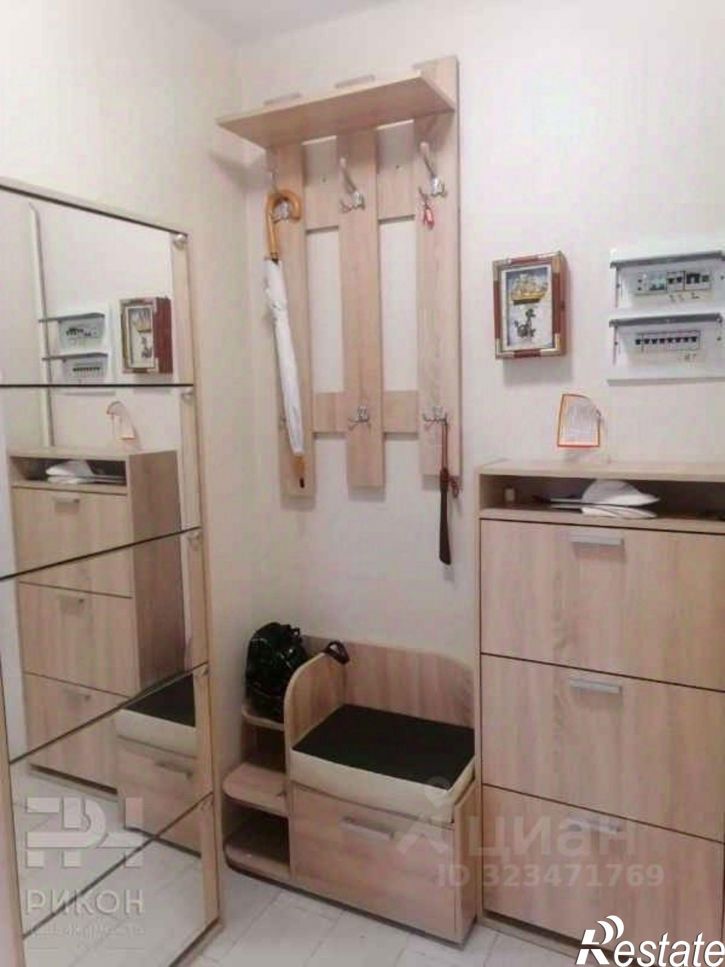 3-комн квартира б-р Платова, 2А,  д. 2А