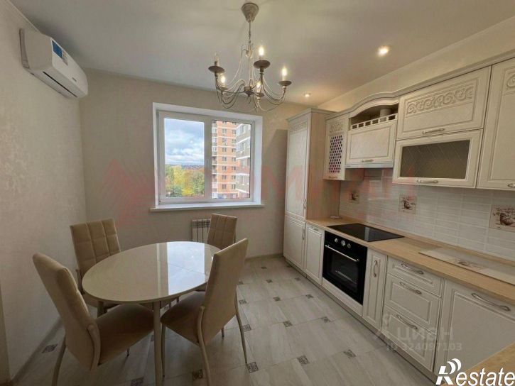 1-комн квартира б-р Комарова, 1б,  д. 1б