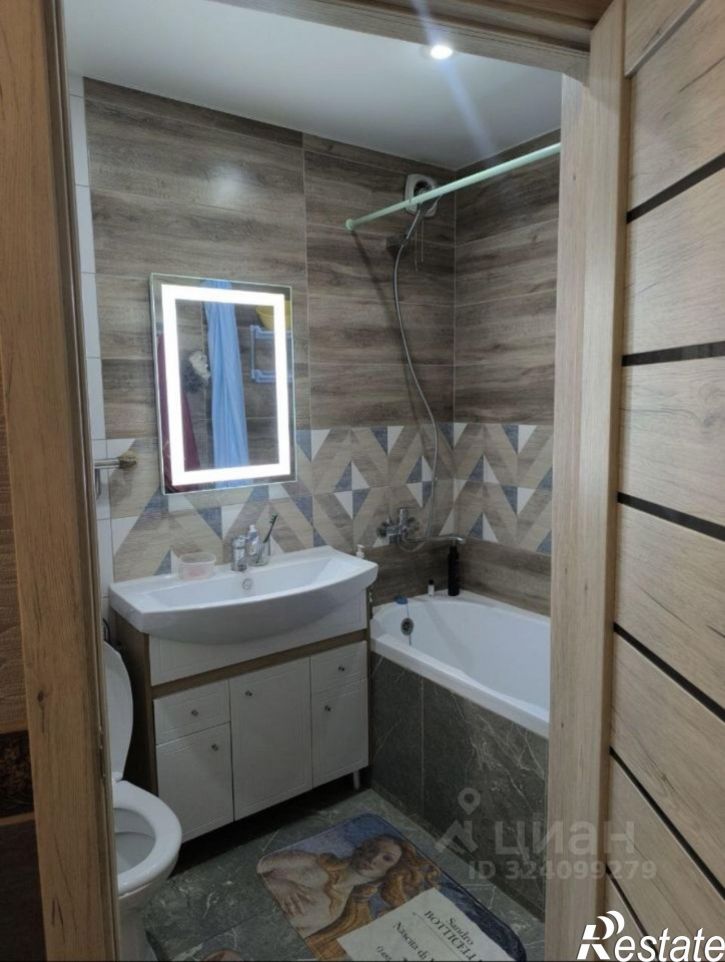 2-комн квартира пл Карла Маркса, 5А,  д. 5А