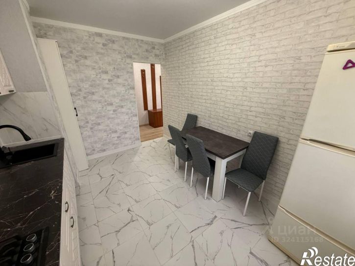 2-комн квартира улица Жмайлова, 13,  д. 13