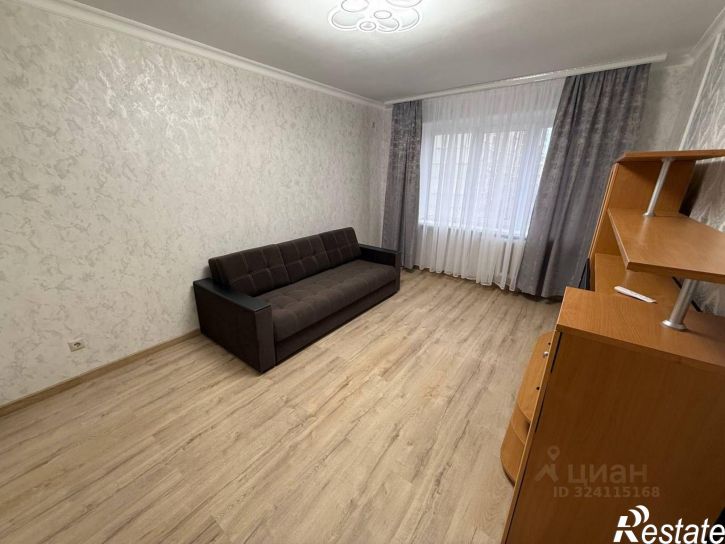 2-комн квартира улица Жмайлова, 13,  д. 13