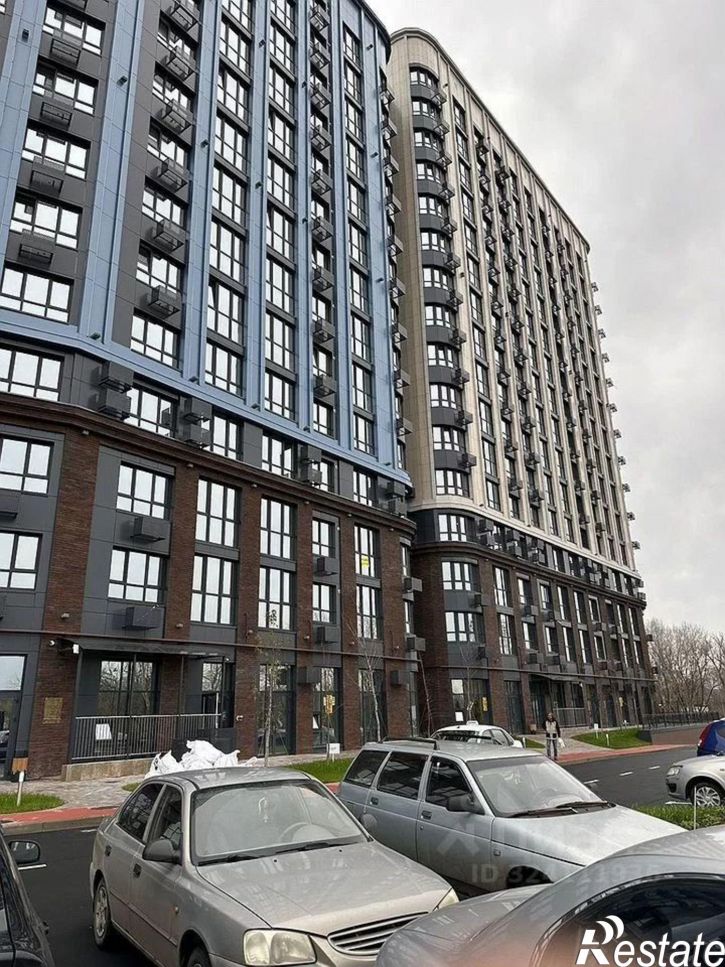 2-комн квартира ул Бориса Слюсаря, 19 1,  д. 19 1,  к. 1