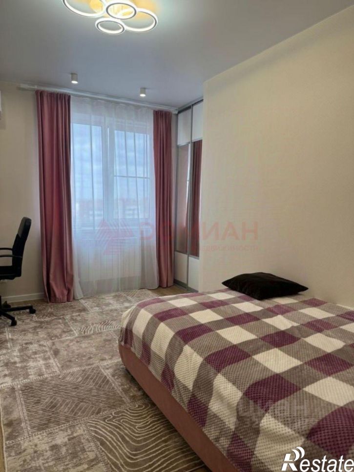 2-комн квартира улица Зорге, 11/1,  д. 11/1