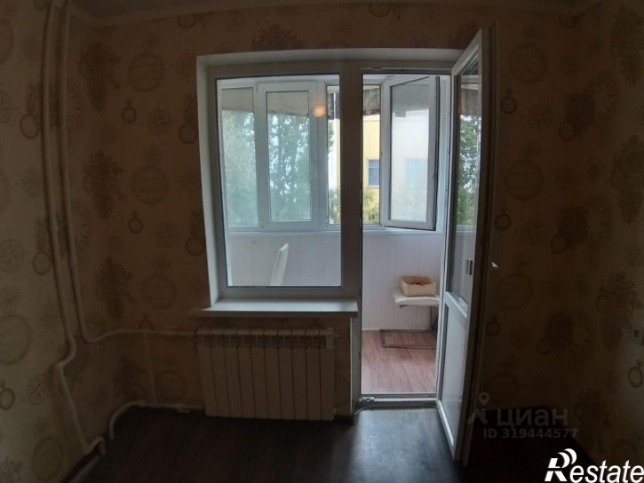 2-комн квартира проспект Космонавтов, 33,  д. 33