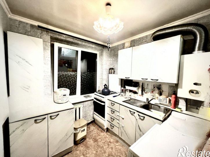 4-комн квартира проспект 40-летия Победы, 63 к10,  д. 63 к10