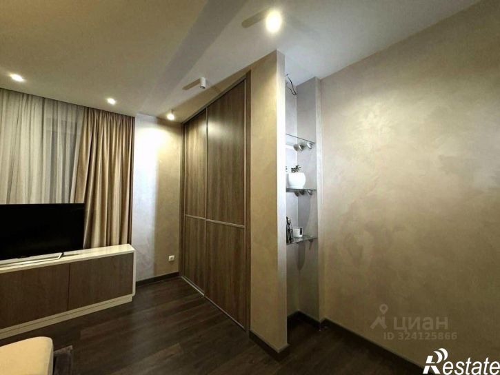 2-комн квартира проспект Королёва, 19,  д. 19