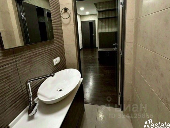 2-комн квартира проспект Королёва, 19,  д. 19