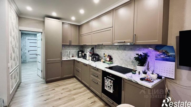 2-комн квартира б-р Комарова, 20в/9а,  д. 20в/9а