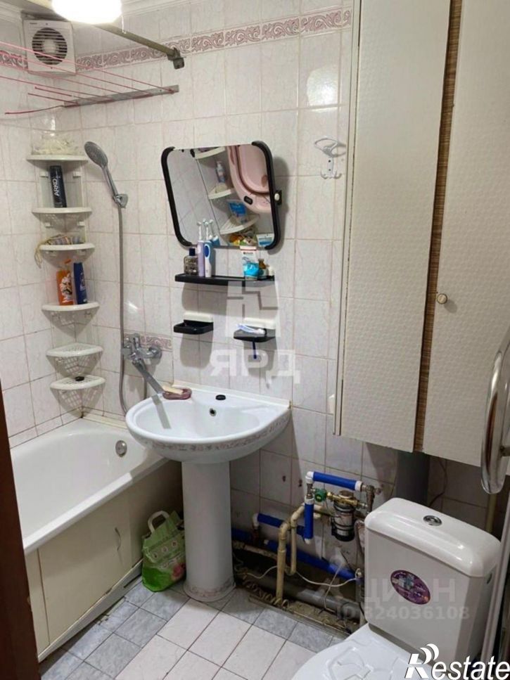 4-комн квартира проспект 40-летия Победы, 67,  д. 67