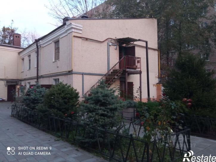 6-комн квартира ул Филимоновская, 111,  д. 111