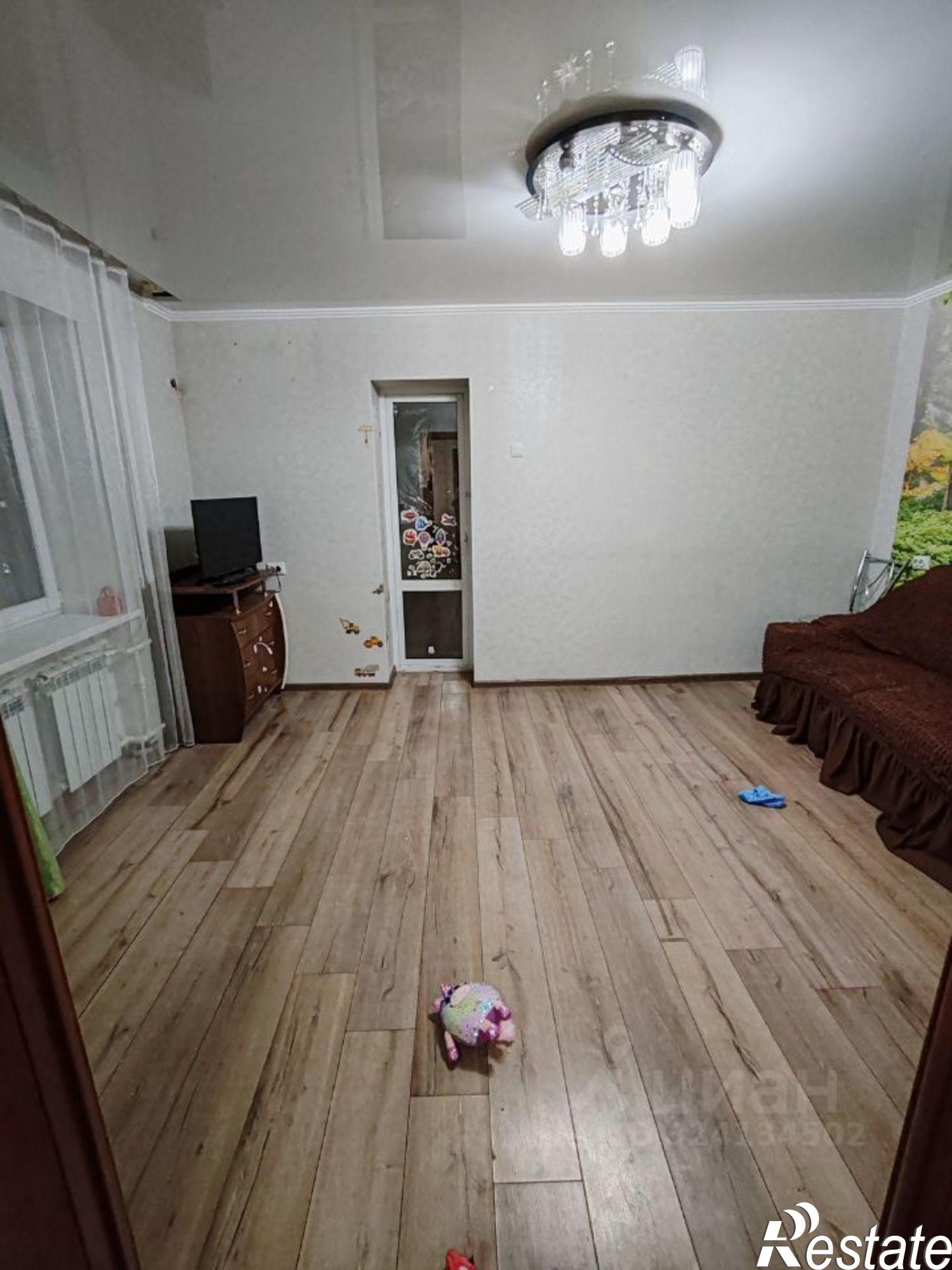 Сдать квартиру за 35 000 рублей на улица Добровольского, 32