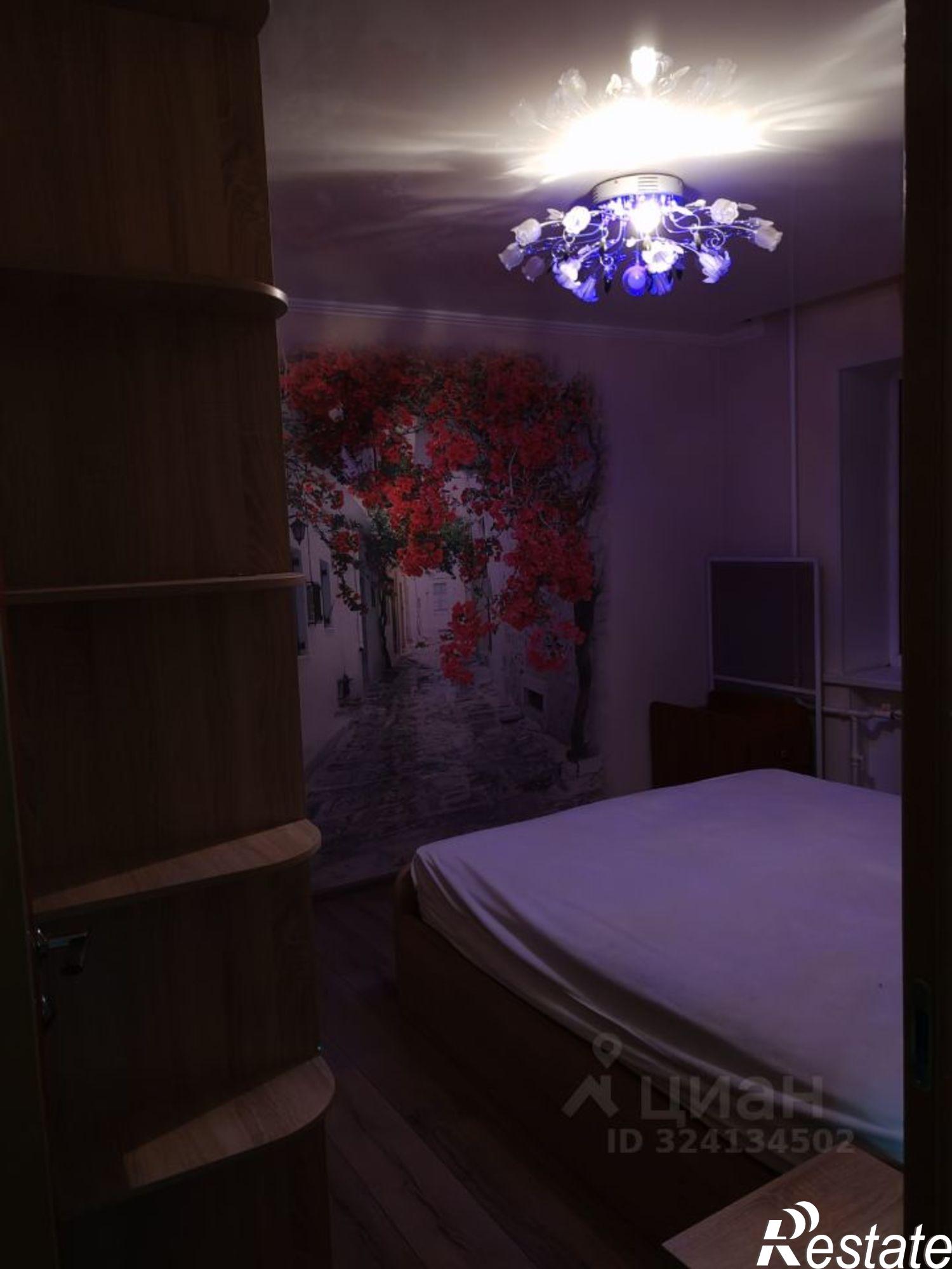 Сдать квартиру за 35 000 рублей на улица Добровольского, 32