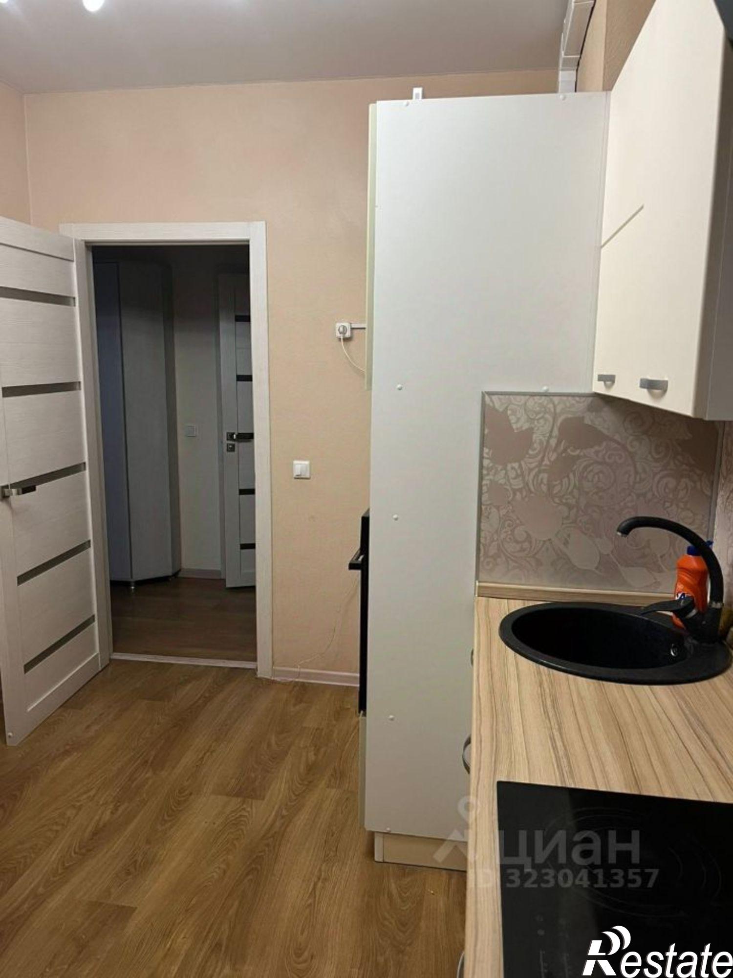 Сдать квартиру за 36 000 рублей на 2-я улица Володарского, 176