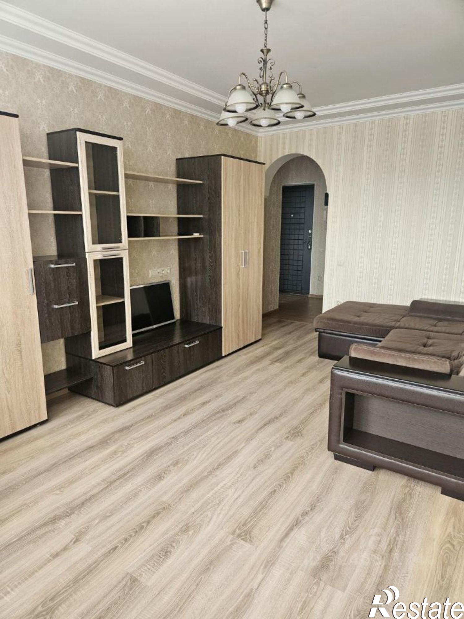 Сдать квартиру за 35 000 рублей на Гвардейский пер, 13А