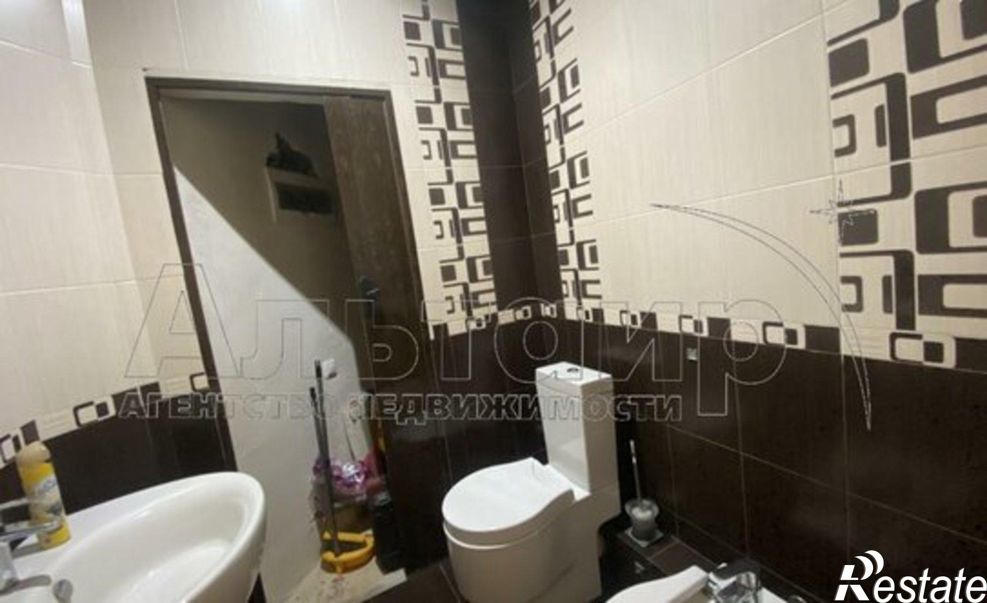 Купить квартиру за 12 300 000 рублей на 20-я улица, 43