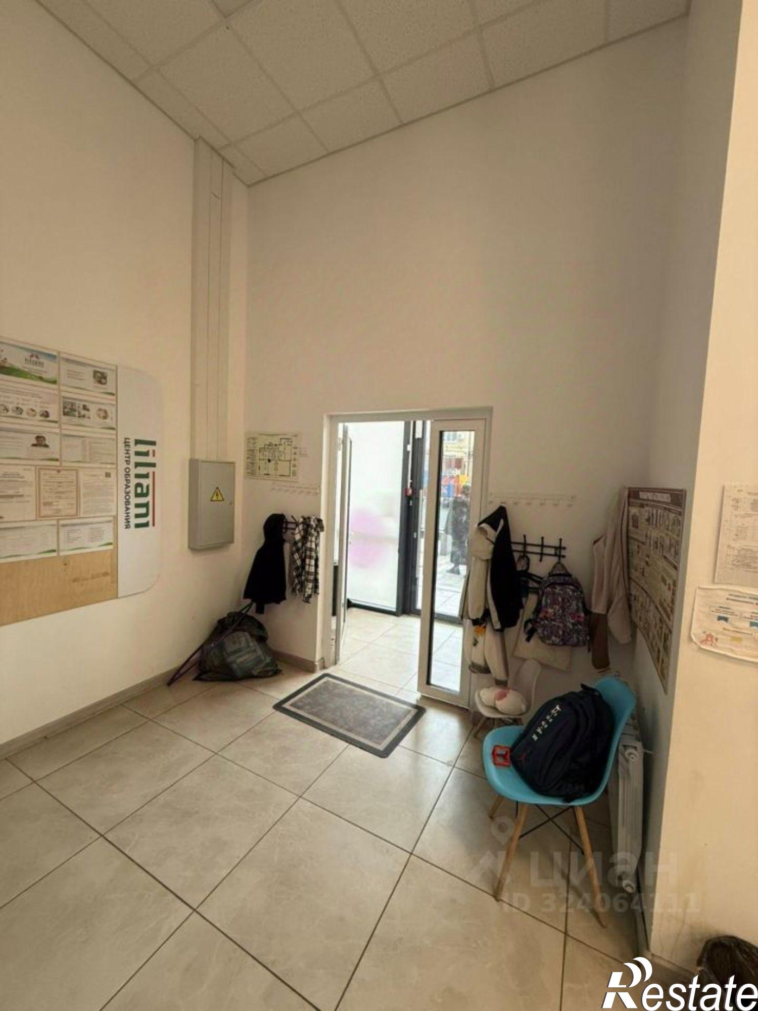 Сдать офис, помещение под офис за 350 019 рублей на улица Максима Горького, 120