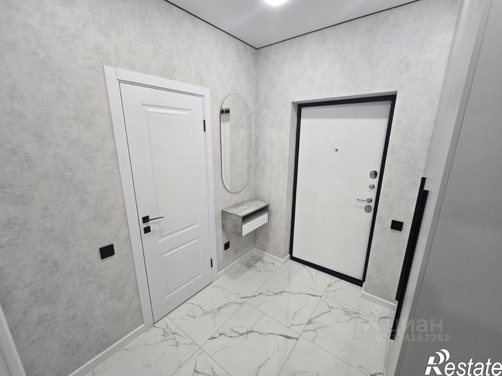 Сдать квартиру за 38 000 рублей на улица Назарько, 4